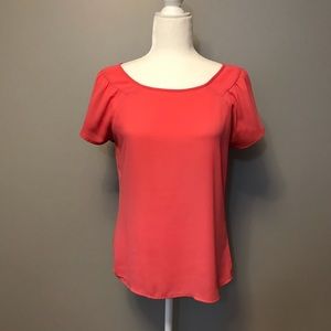 Express Small Short Sleeved Blouse 👚